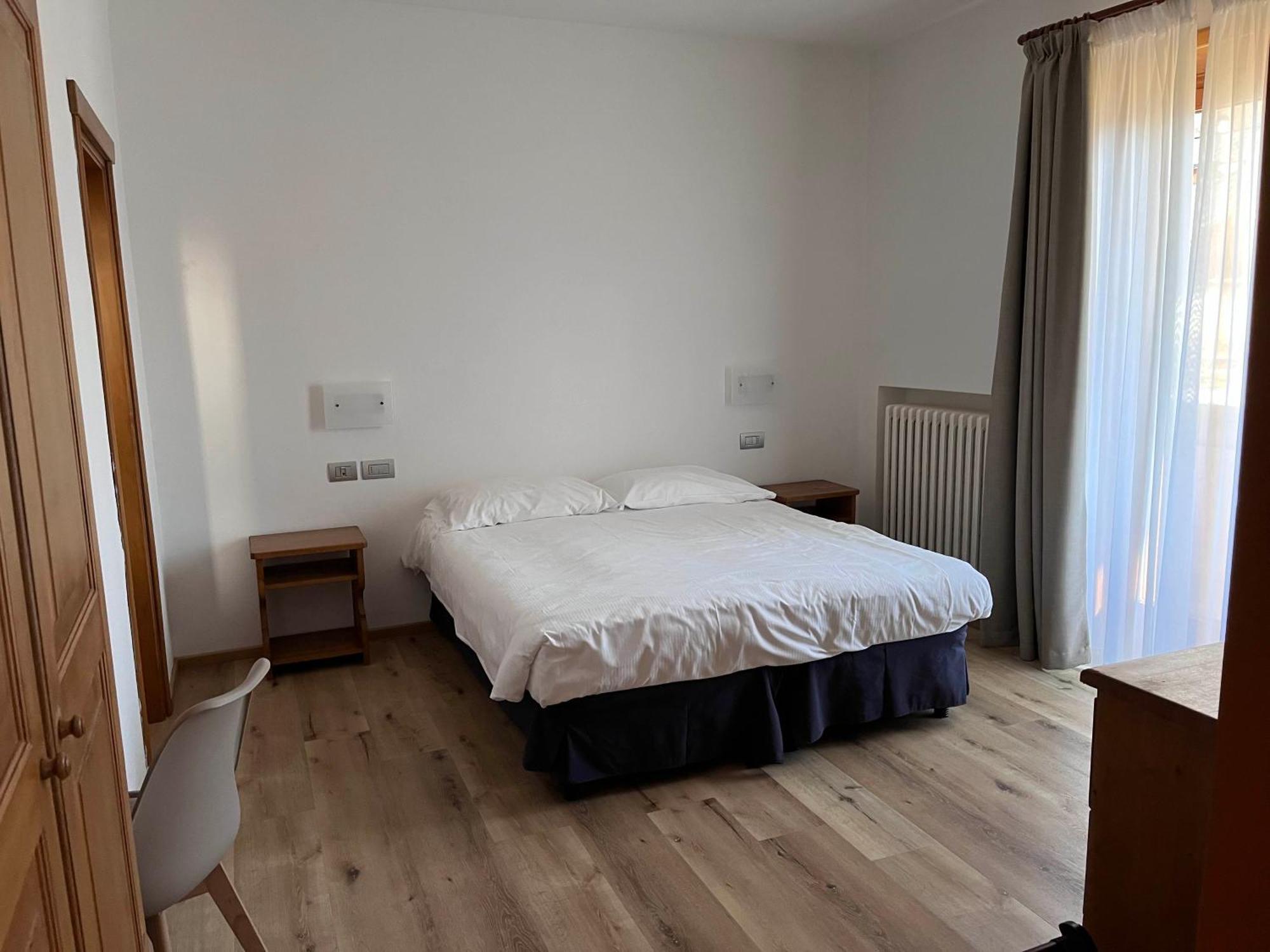 Hotel Albergo Dolomiti Сан-Вито-ди-Кадоре Экстерьер фото