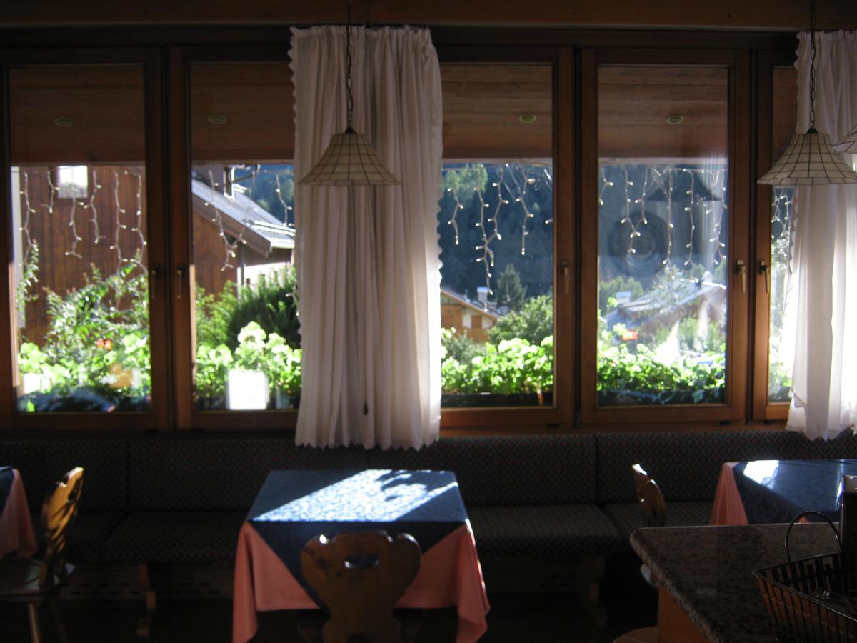 Hotel Albergo Dolomiti Сан-Вито-ди-Кадоре Экстерьер фото