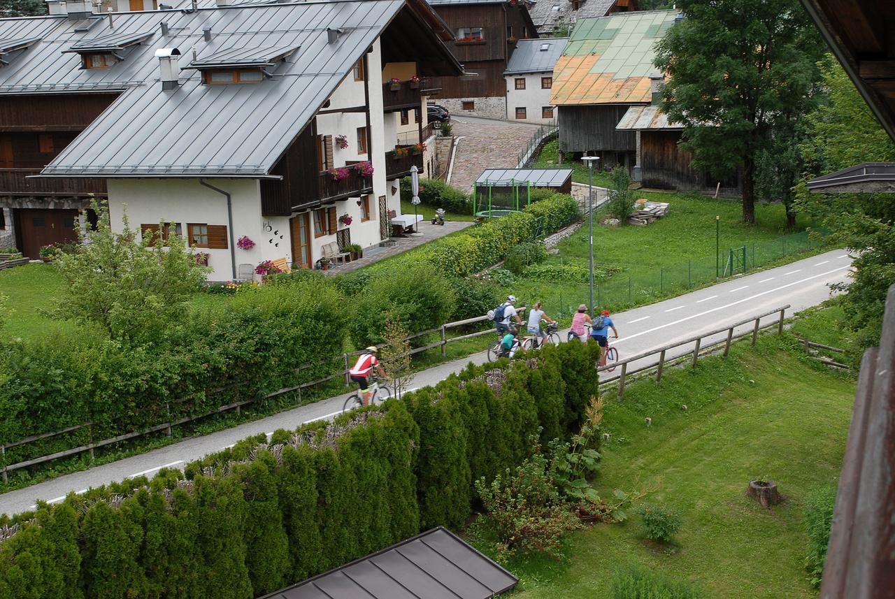 Hotel Albergo Dolomiti Сан-Вито-ди-Кадоре Экстерьер фото